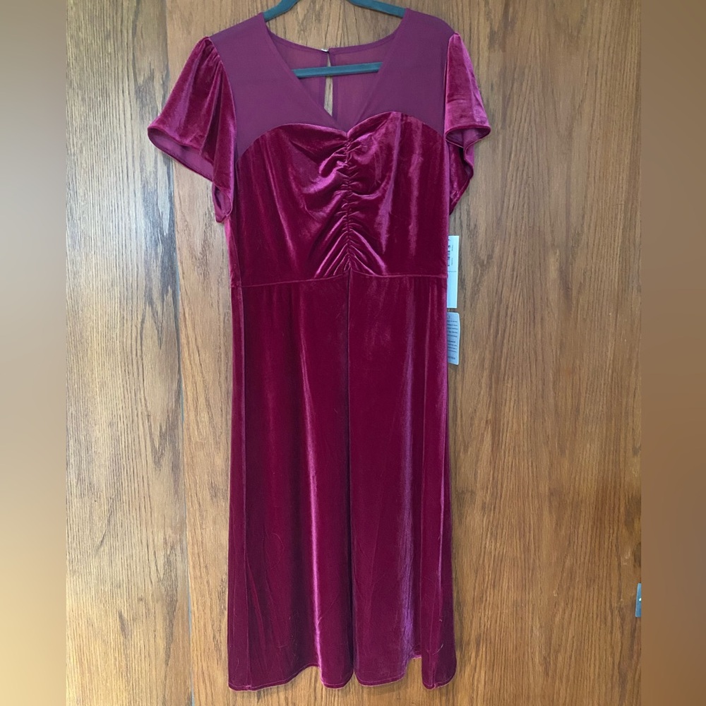 London Times Velvet Wine Midi Dress